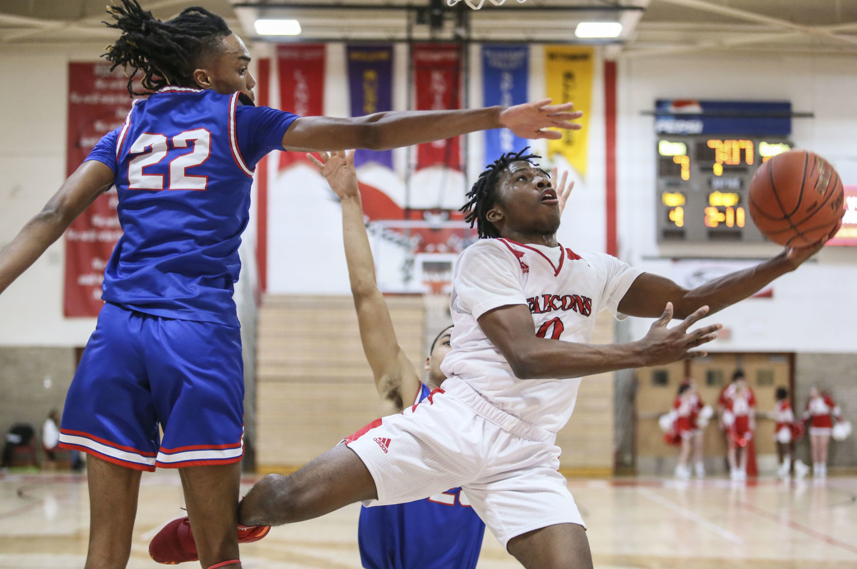 021120-qc-spt-cent-west-hoops-08.JPG